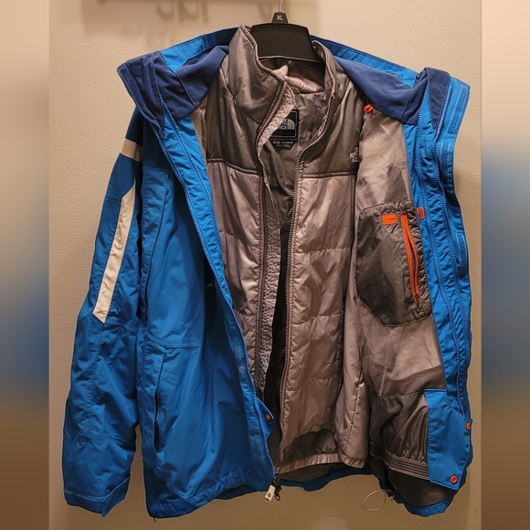 North Face 3 in 1 Hyvent Jacket - Picture 4 of 6
